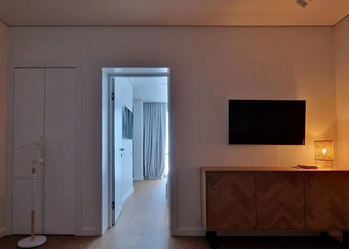 Your Home In Chisinau: Private Parking And Peaceful Stay